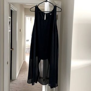 Torrid size 1 long top 🔥